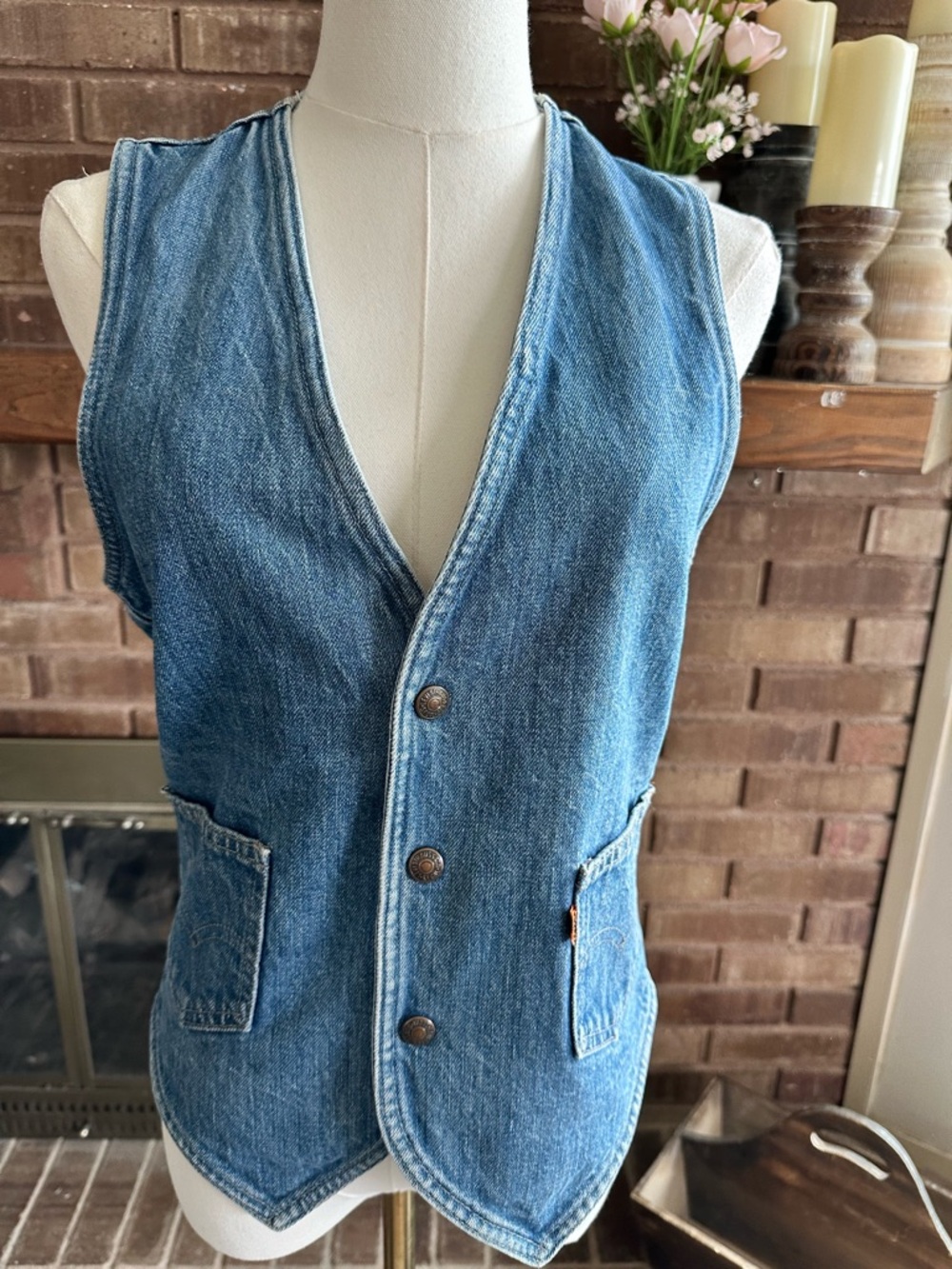 VTG Levi’s Orange Tab Medium Wash Denim Vest Small